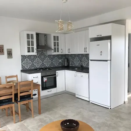 Datcada Merkezi Konumlu Modern Ve Yeni Daire 公寓 达特恰