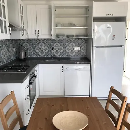 Datcada Merkezi Konumlu Modern Ve Yeni Daire 公寓 达特恰